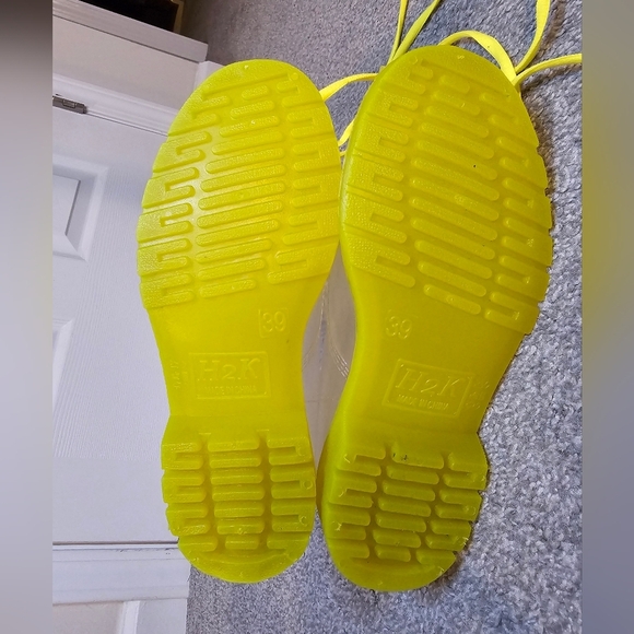 Jelly Yellow Bottom See-Through Rain Boots Size 39 - Picture 5 of 5